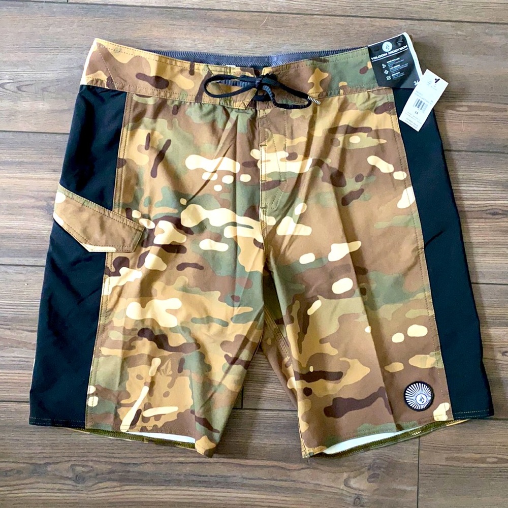 Men’s Volcom Camo Boardshorts